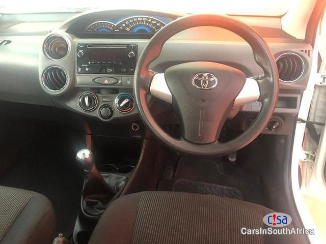 Toyota Etios 1.5 Sprint Manual 2016 - image 7