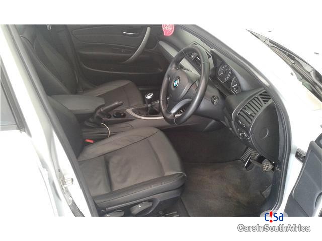 BMW 1-Series 118i 5-door Facelift Manual 2011 in Gauteng - image