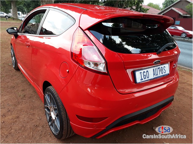 Ford Fiesta ST 1.6 EcoBoost Manual 2017 - image 7