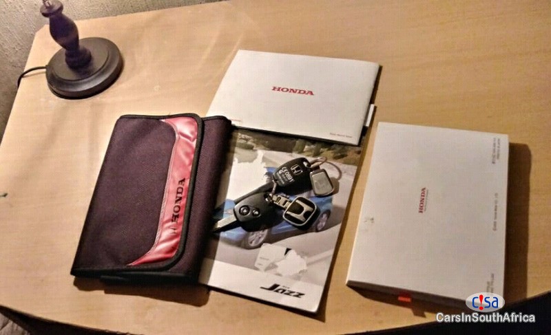 Honda Jazz 1.3 LX Automatic 2009 - image 7