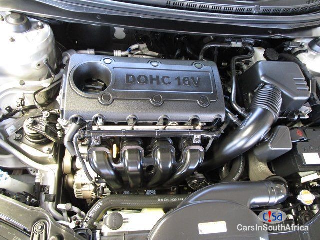 Kia Cerato 2.0 SX Automatic 2011 - image 7