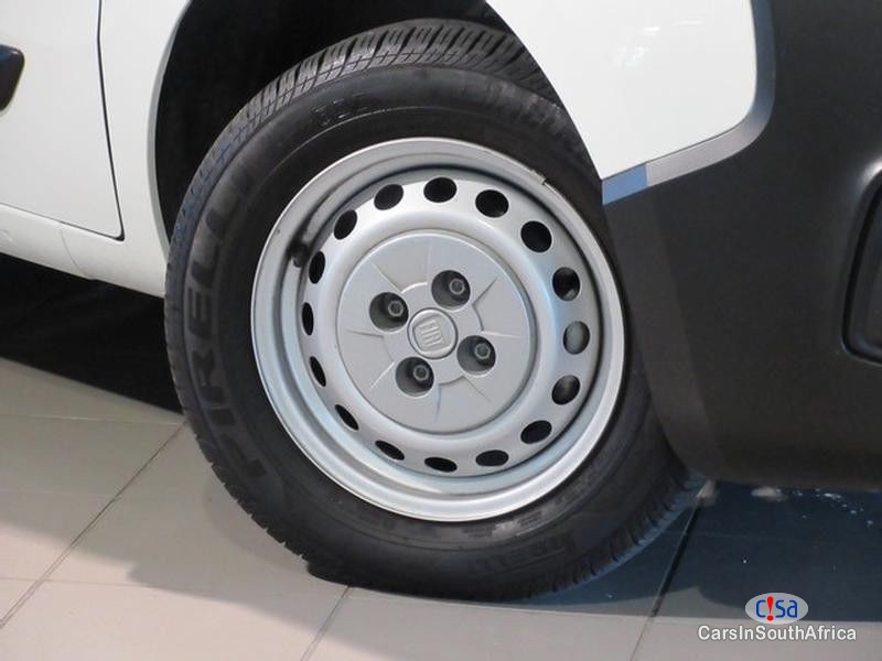 Fiat Fiorino 1.4 Manual 2018 in Western Cape - image