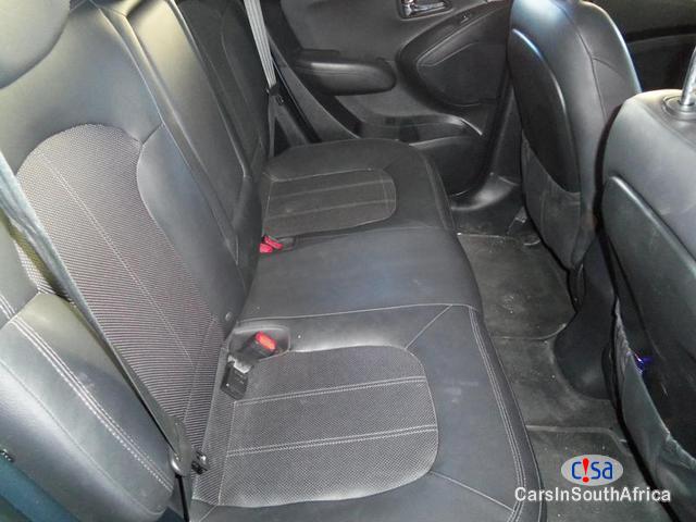 Hyundai ix35 2.0 Crdi Executive 4X2 Manual 2013 - image 8