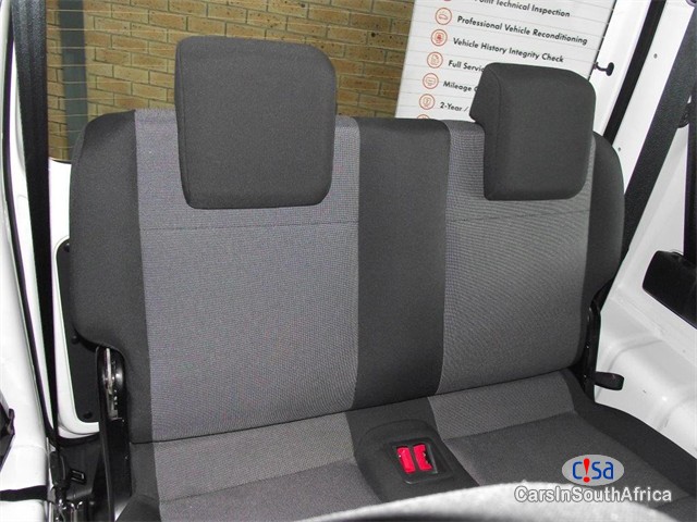 Volkswagen Caddy 1.6 Crew Bus Manual 2016 in South Africa - image