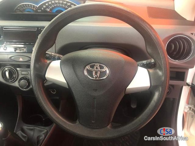 Toyota Etios 1.5 Sprint Manual 2016 - image 8