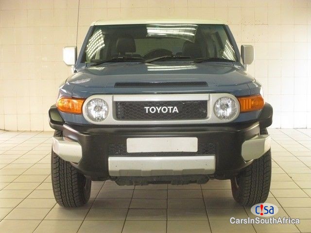 Toyota Land Cruiser FJ 4.0 V6 CRUISER Automatic 2014 in South Africa - image