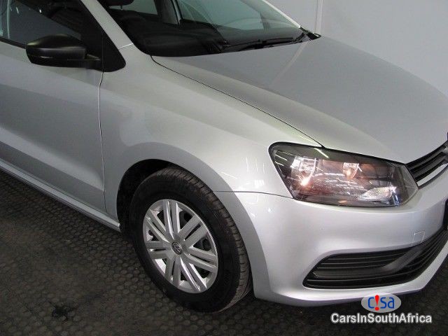 Volkswagen Polo 1.2 TSI TRENDLINE Manual 2017 - image 8