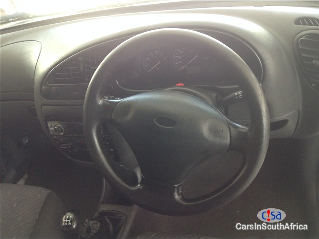 Ford Ikon 1.6i Manual 2005 in South Africa - image