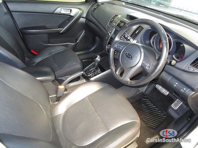Kia Cerato 2.0 SX Automatic 2011 in South Africa - image