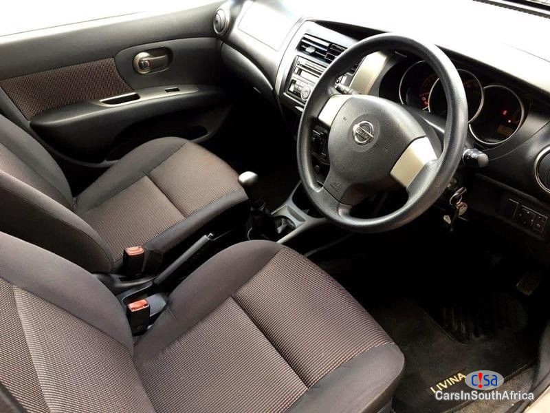 Nissan Livina 1.6 Acenta Manual 2014 - image 8