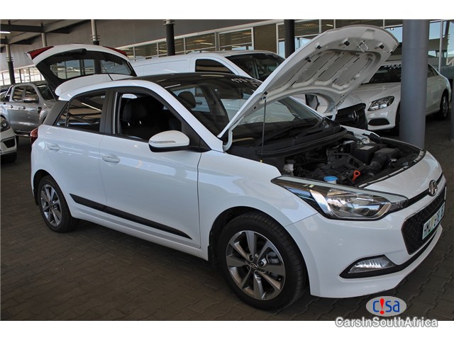 Hyundai i20 1.4 Fluid Manual 2015 in South Africa - image