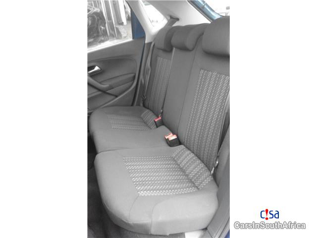 Volkswagen Polo 1.2 TSI Trendline Manual 2015 - image 9