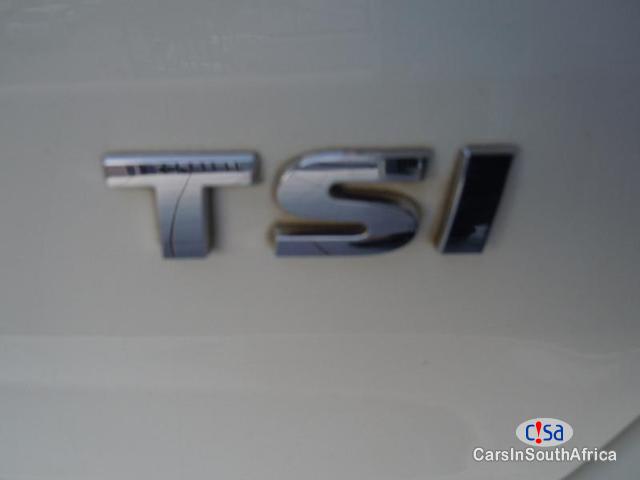 Volkswagen Polo 1.2TSI Comfortline Manual 2014 - image 9