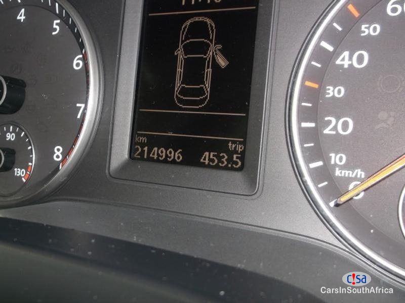 Volkswagen Jetta VI 1.4 Tsi Highline Manual 2012 - image 9