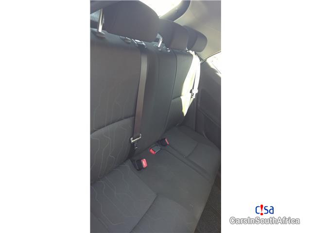 Toyota Auris Manual 2012 - image 9