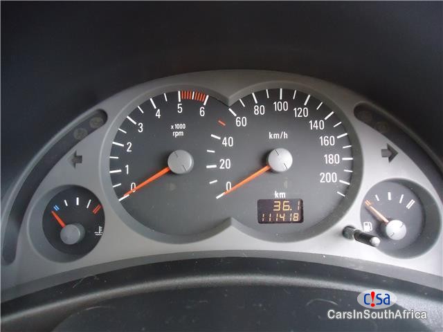Opel Corsa 1.7 CDTI Elegance Manual 2005 - image 9