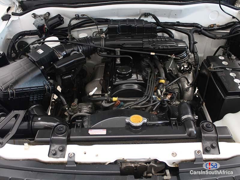 Mitsubishi Colt 2000i Lwb Hi-Line Manual 2007 - image 9