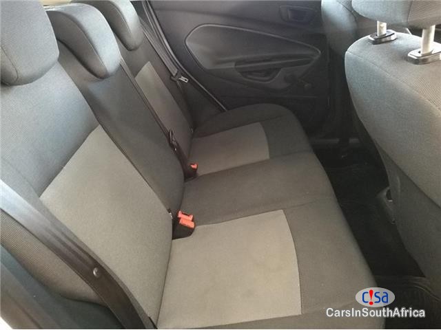Ford Fiesta 1.4 Ambiente Manual 2010 - image 9