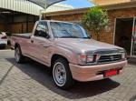 Toyota Hilux SR Manual 2001