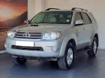 Toyota Fortuner Manual 2010