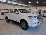 Toyota Hilux Legend45 2.4 D4_D D/C Manual 2015