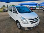 Hyundai H-1 2.5 CRDi Turbo Diesel 9-seat Automatic 2011