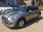 Mini Cooper 1.8 Spot Auto.. 0679505805 Automatic 2018