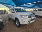 Toyota Fortuner 3.0 D-4D Raised Body Automatic 2011